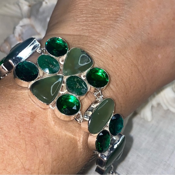 Nephrite Jade + Green Quartz gemstone statement vintage bracelet - Picture 4 of 13